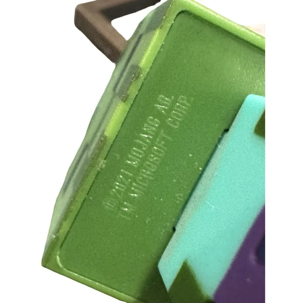 Minecraft Backpack Buddies Series 3 - Drowned &‎ Zombie Keychain Set